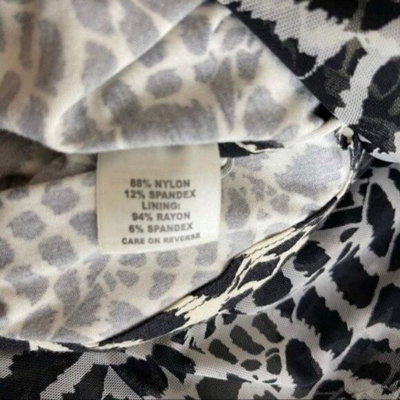 St John Sports sleeveless stretchy Dress black XSP BoxC feels light and fresh - Picture 3 of 5